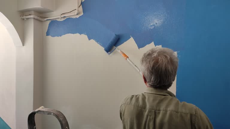 Wallpaper Removal and Painting in Prineville, OR